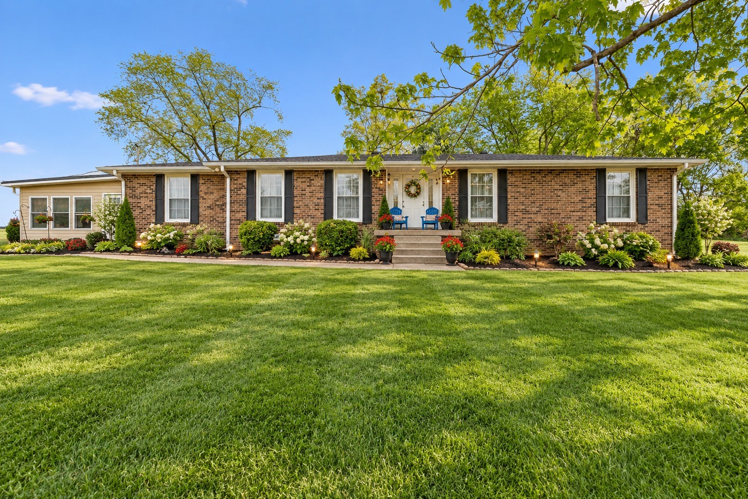 7102 Hartsville Pike Property Photo 1