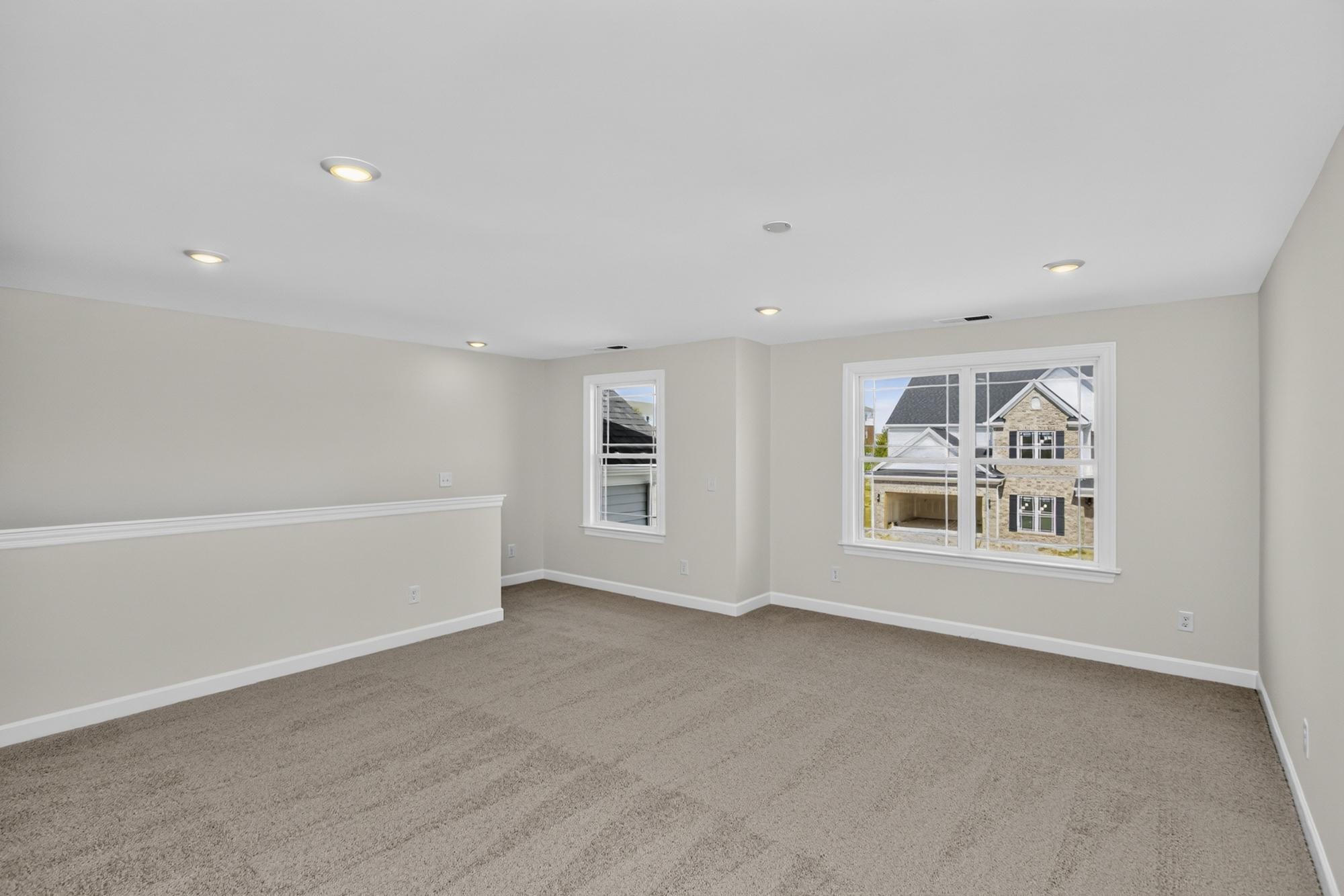 5016 Salient Dr Property Photo 34