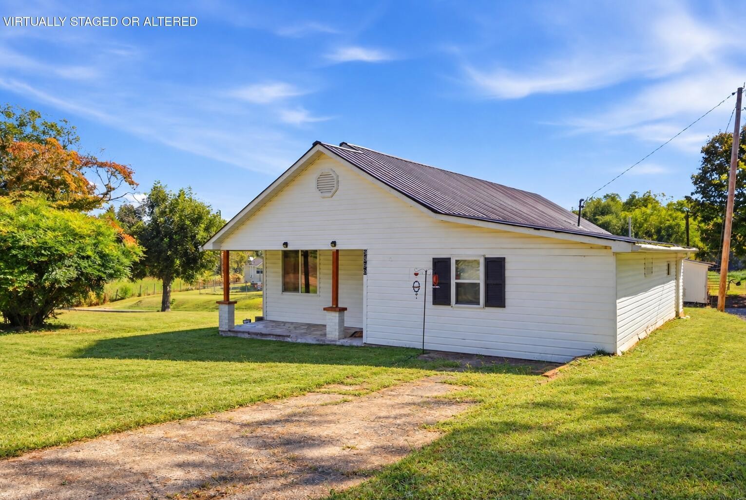 9590 Valley View Highway Property Photo 1