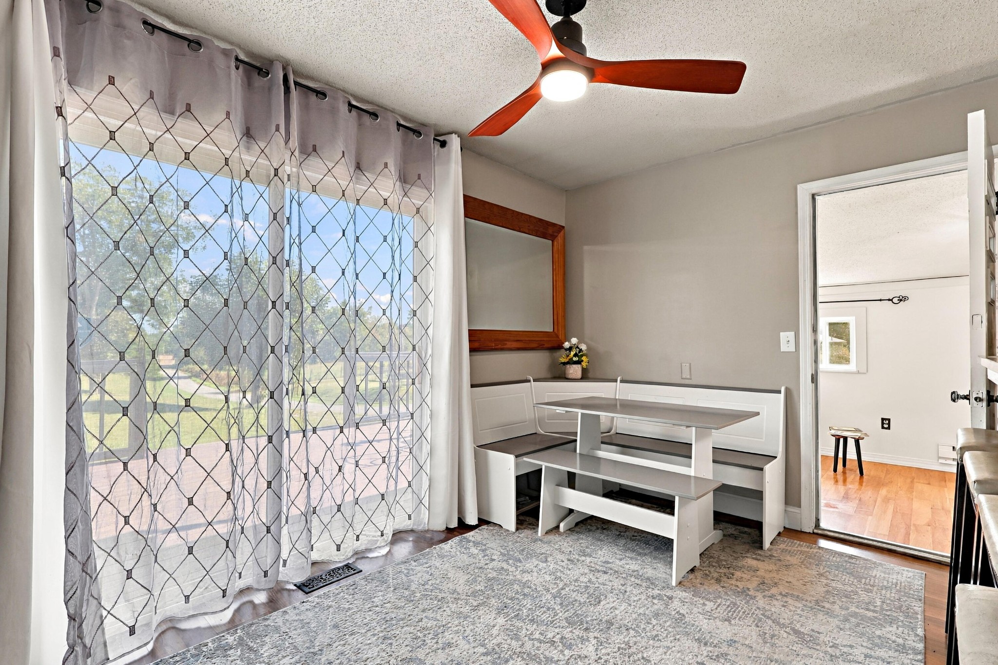 9590 Valley View Highway Property Photo 10