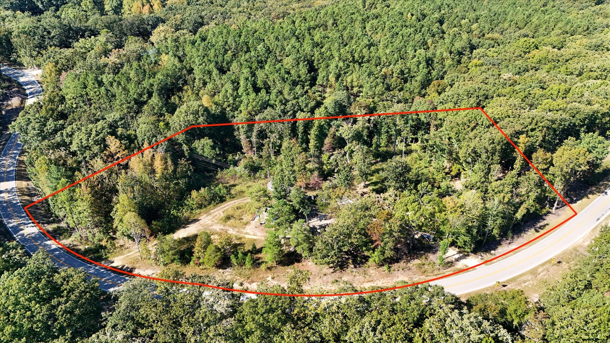 8775 Birdsong Rd Property Photo 4