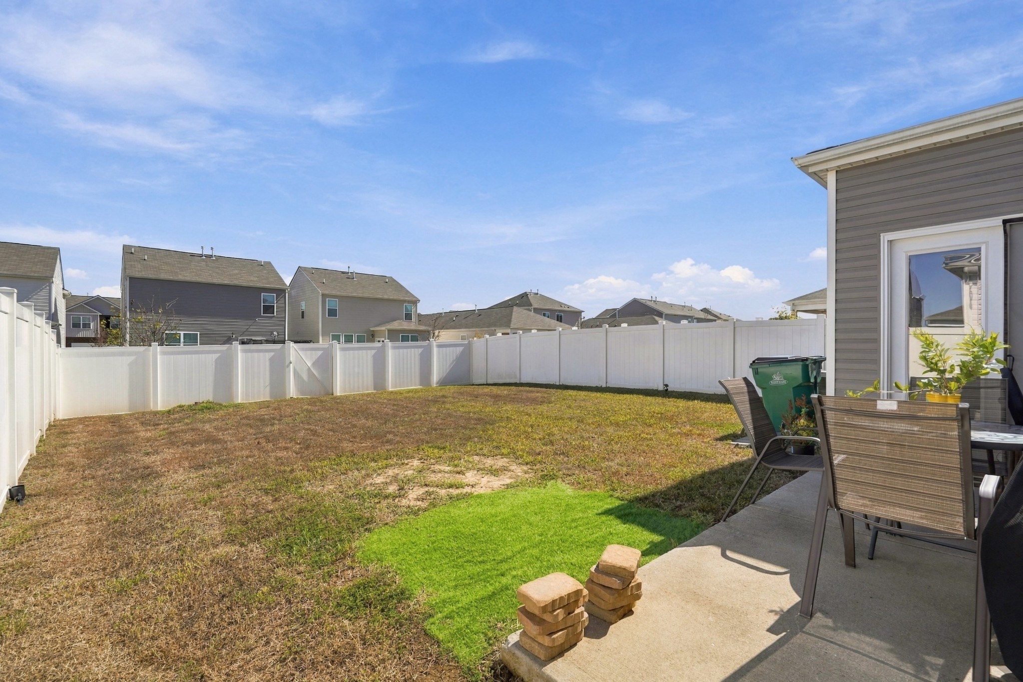 7648 Gunners Landing Dr Property Photo 6