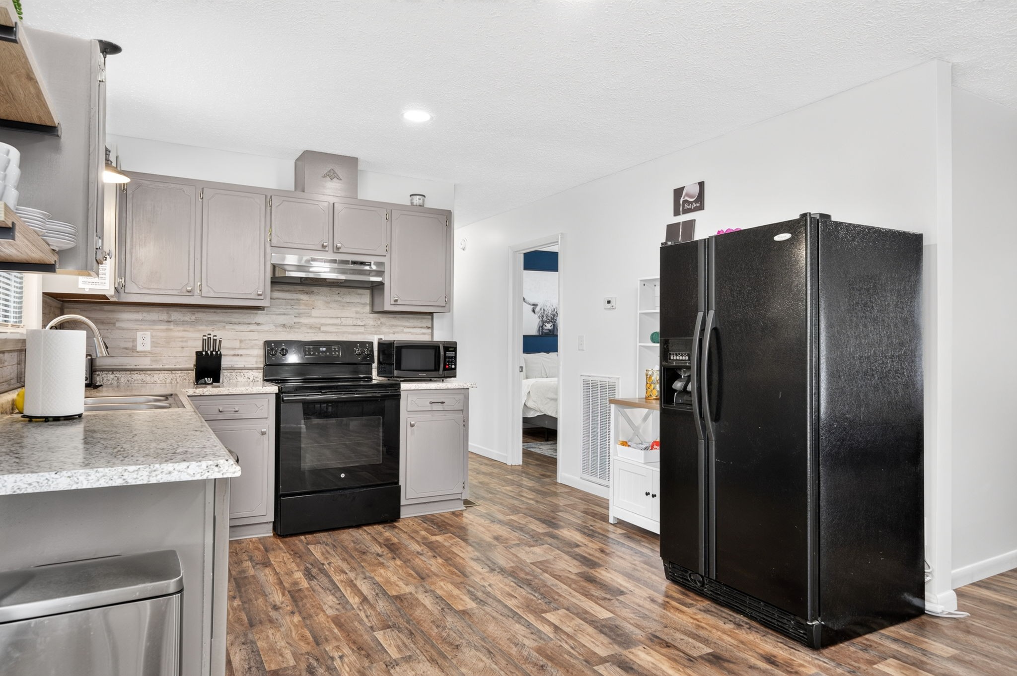 240 Birchwood Dr Property Photo 13