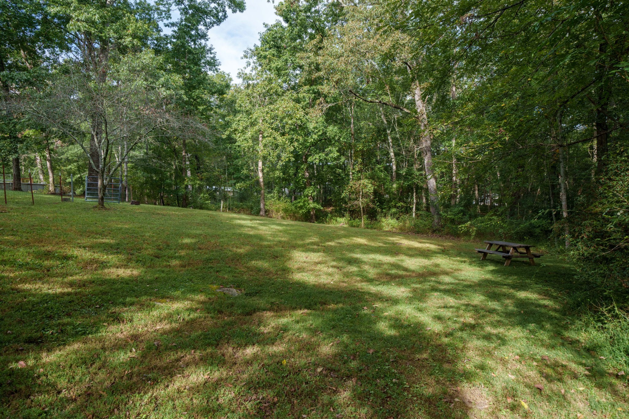240 Birchwood Dr Property Photo 36