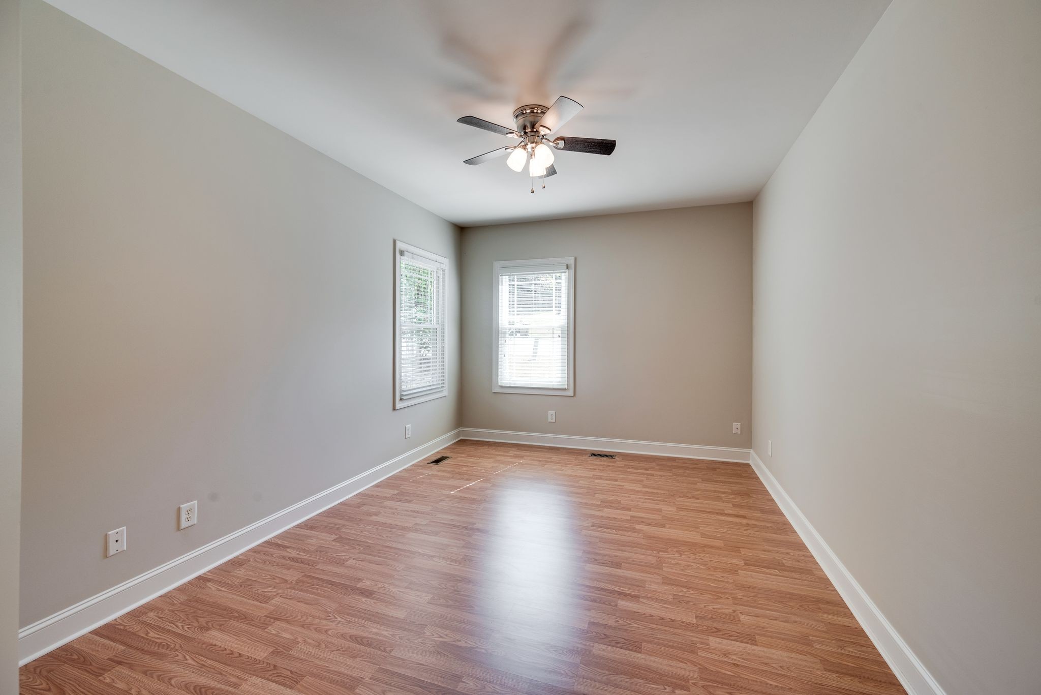 301 Williams Ct Property Photo 33
