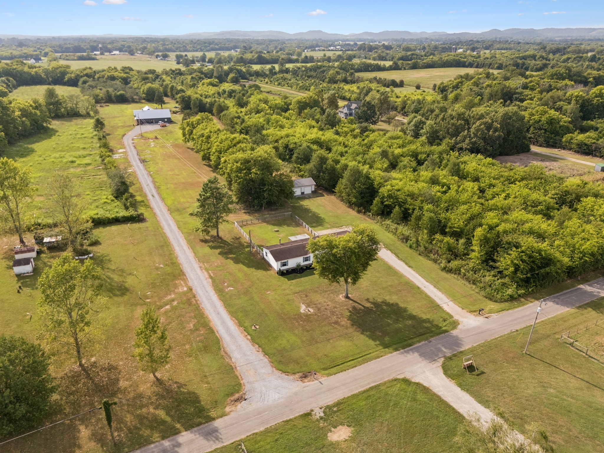 4976 Comstock Rd Property Photo 1