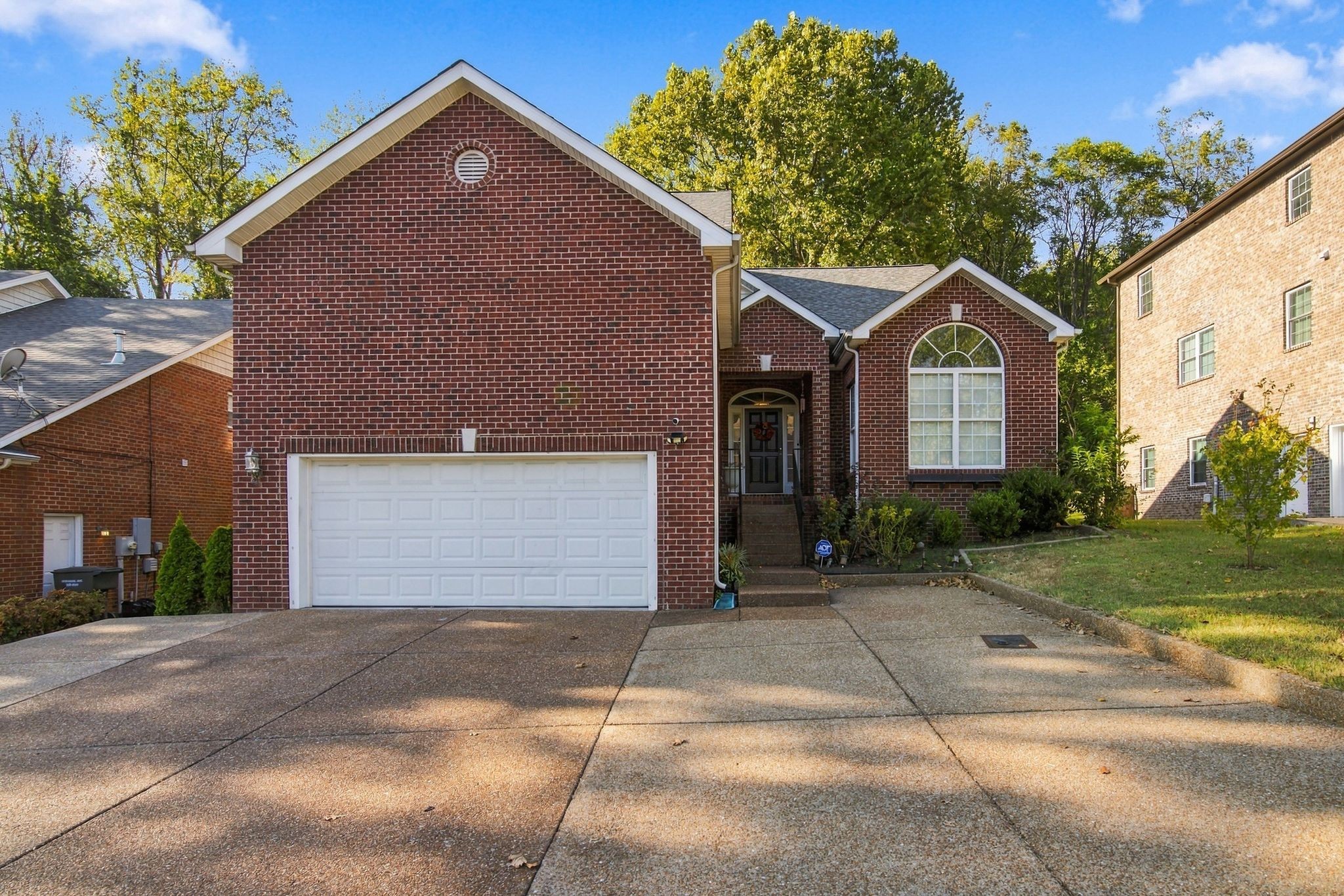 6705 Autumn Oaks Dr Property Photo 1