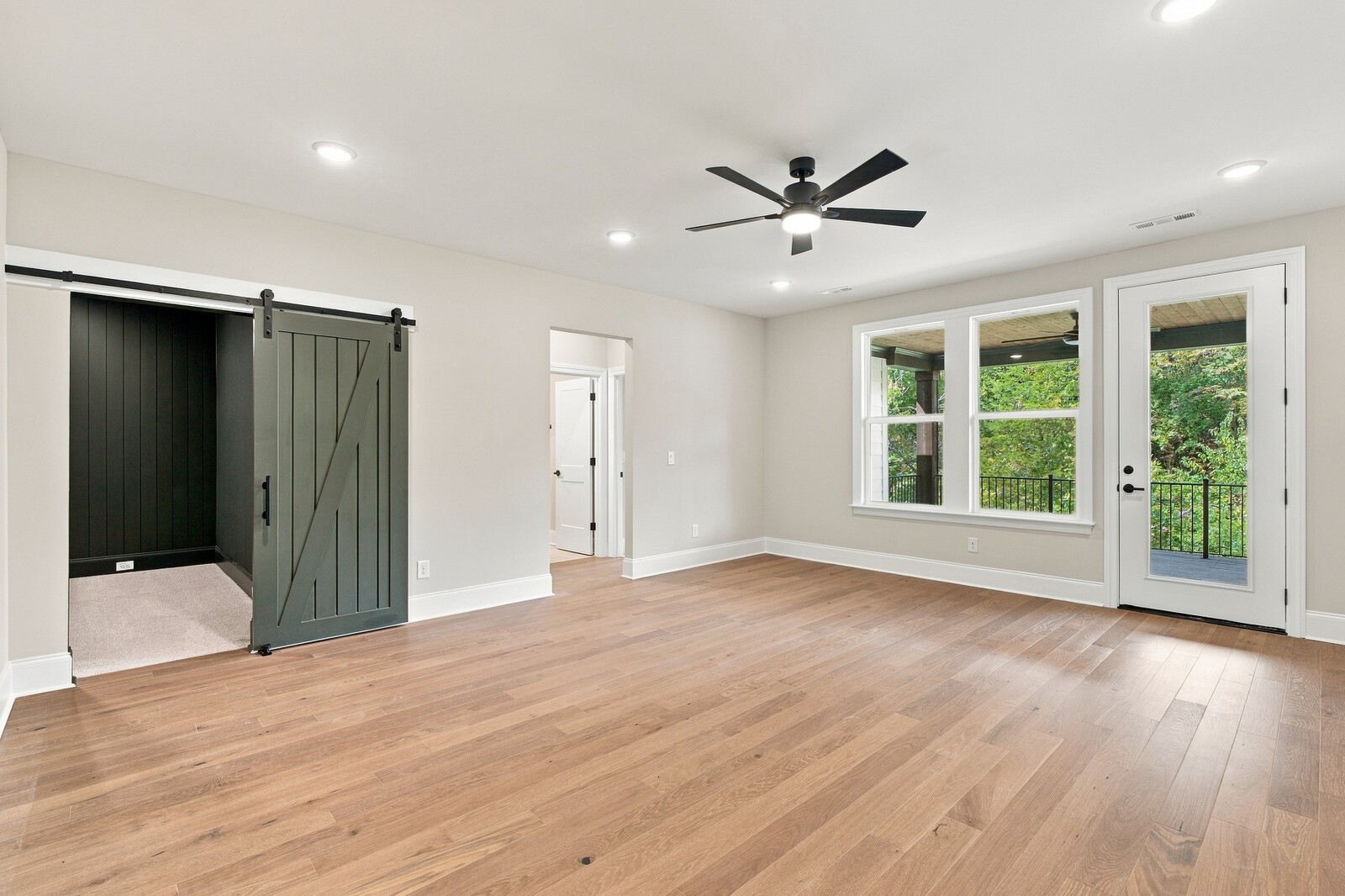1839 Dartmouth Dr Property Photo 37