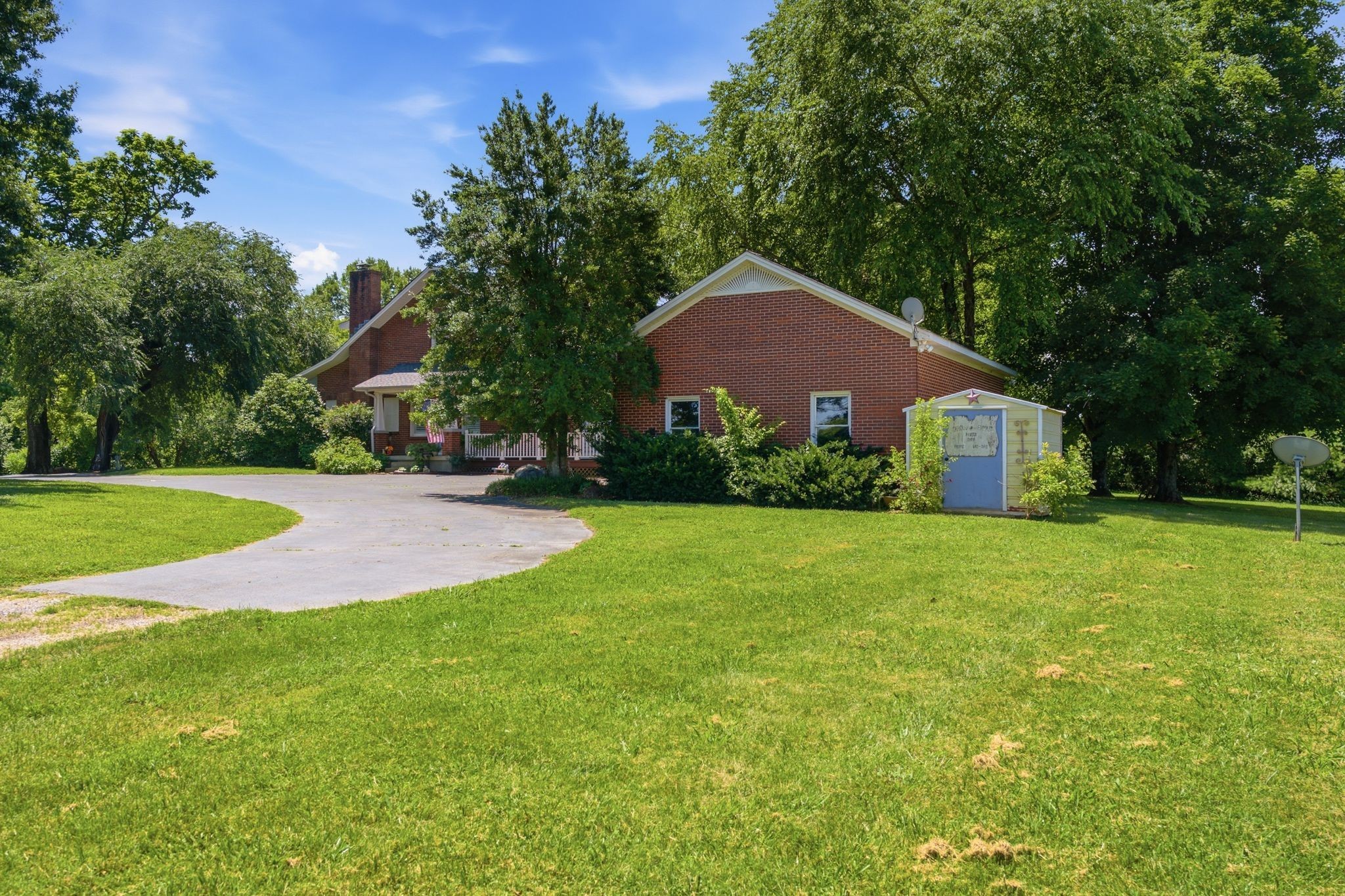 445 Carters Creek Pike Property Photo 34