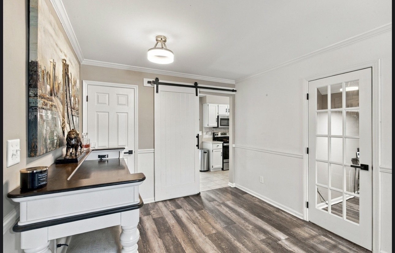 238 Ellington Pl Property Photo 6