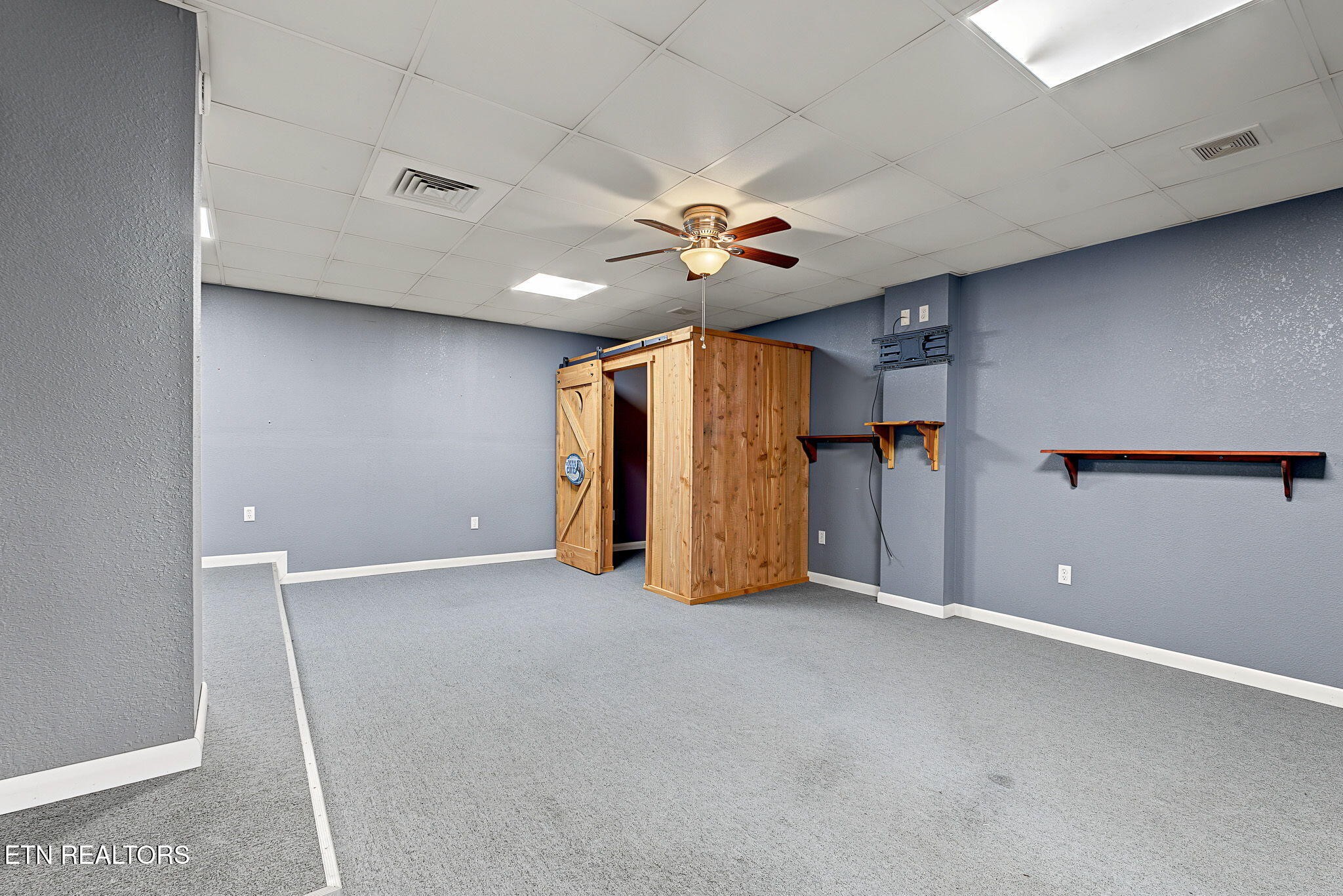 1023 Gordon Way Property Photo 23