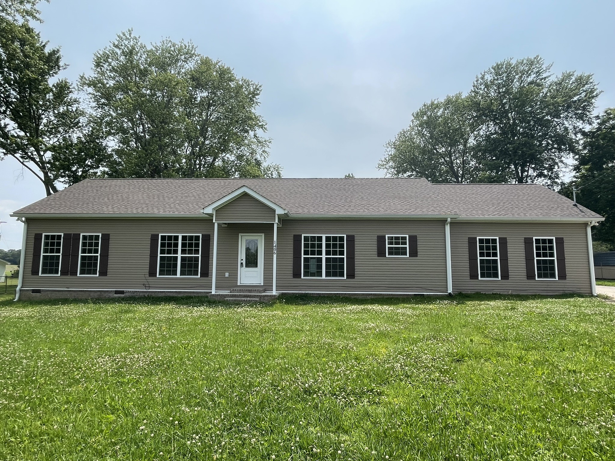 1406 Old Estill Springs Rd Property Photo 1