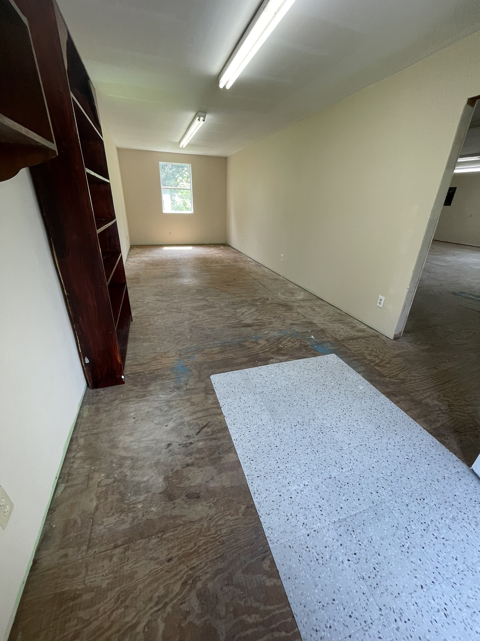 1406 Old Estill Springs Rd Property Photo 5