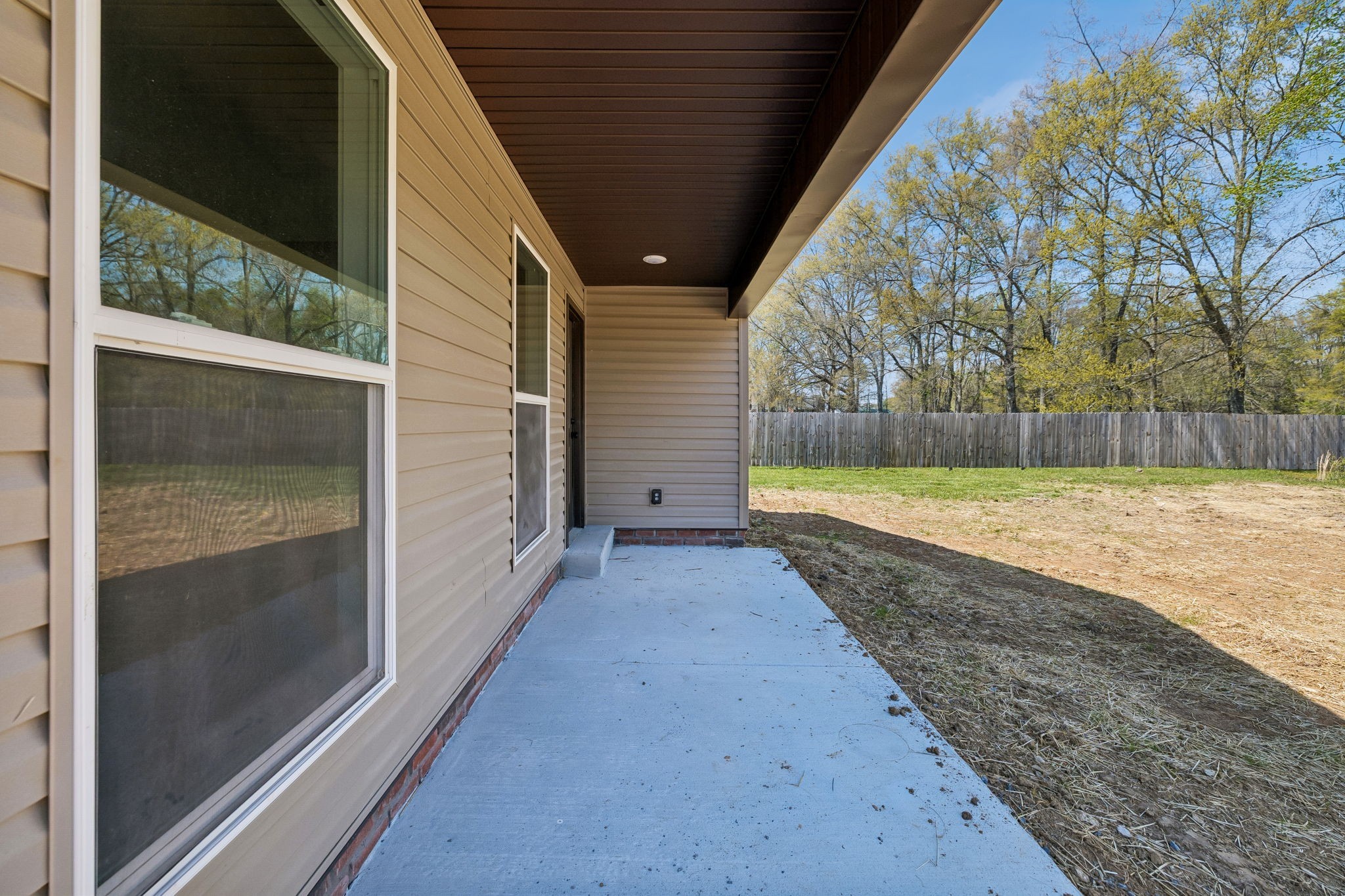 242 Green Meadow Dr Property Photo 30