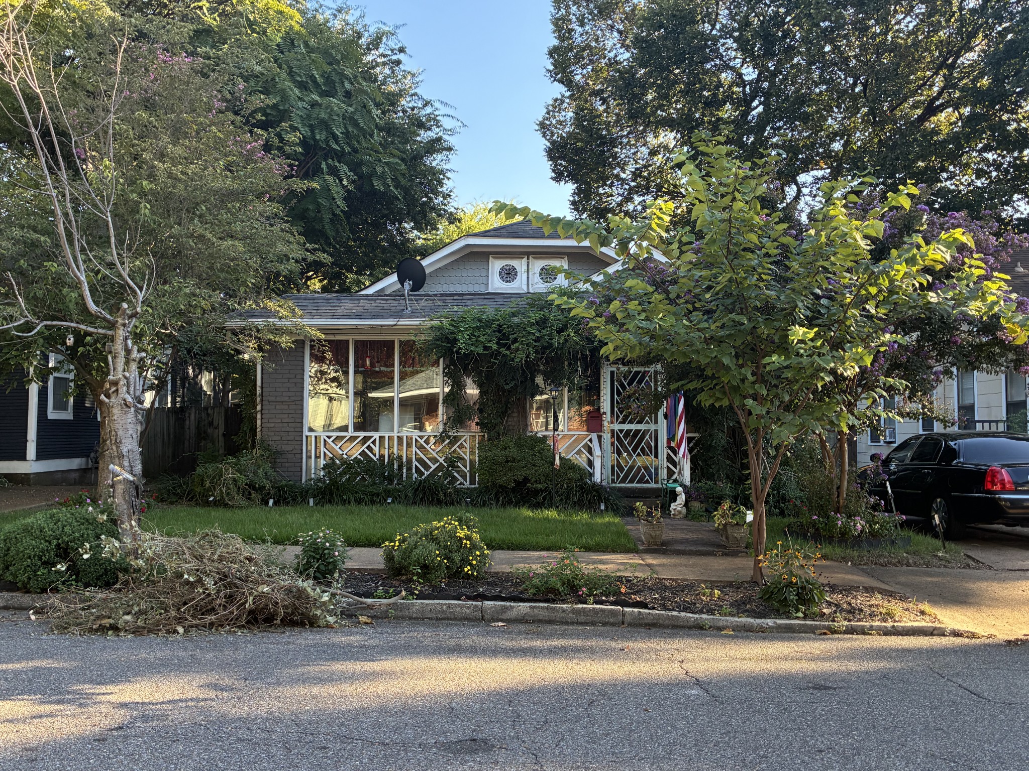 1391 Vance Ave Property Photo 1