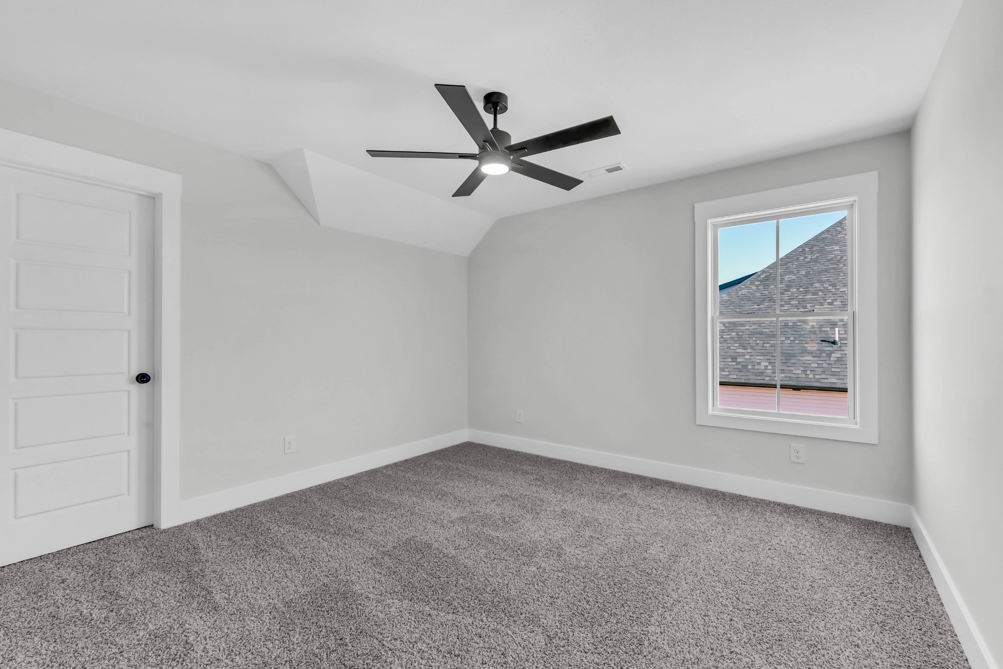 210 Low Plains Ln Property Photo 41