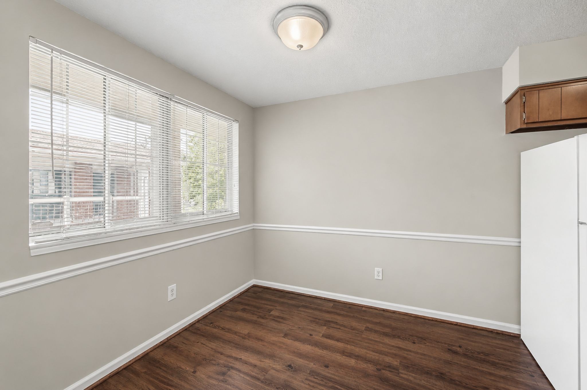 2121 Fairfax Ave Property Photo 10