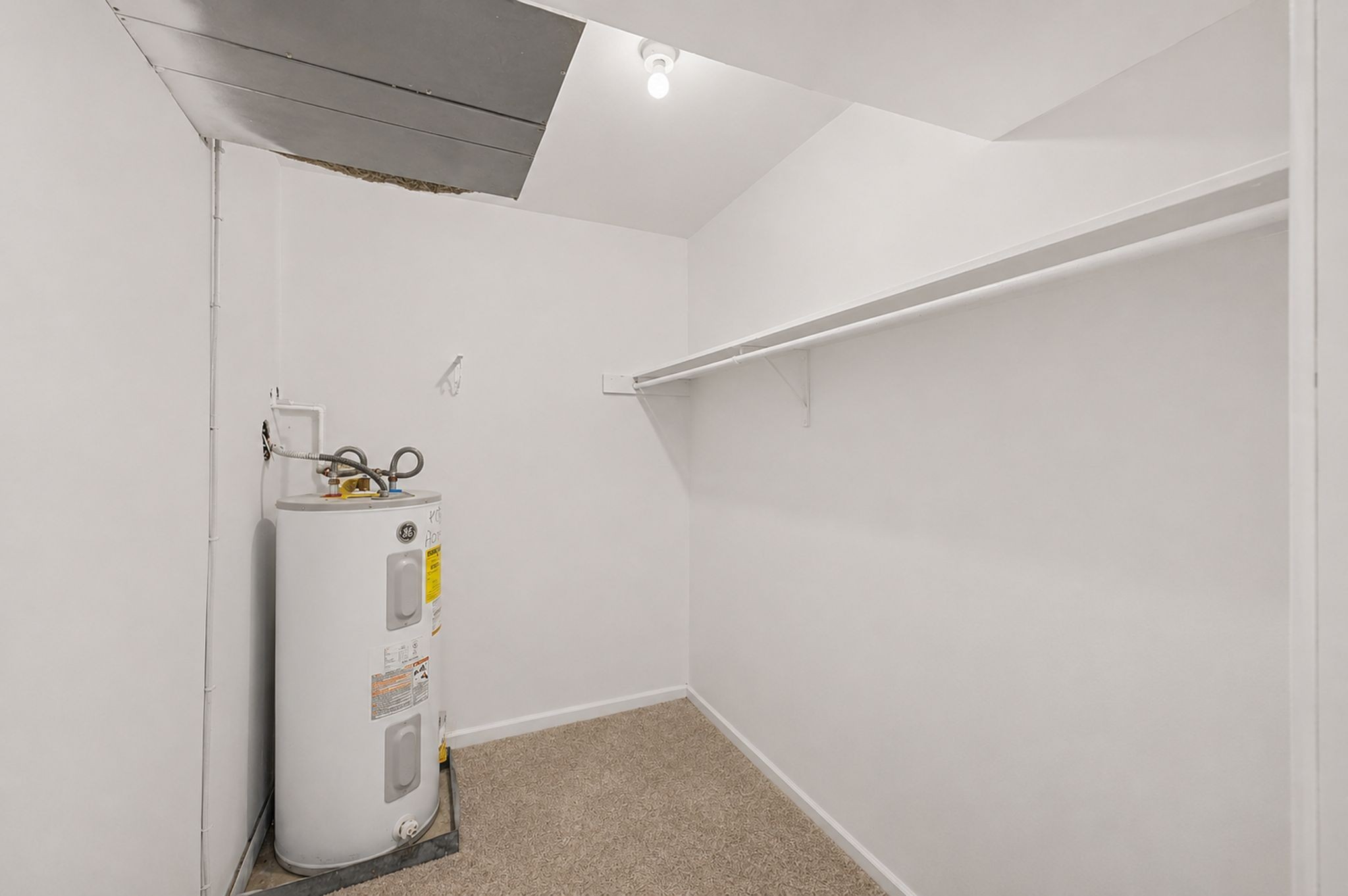 2121 Fairfax Ave Property Photo 20