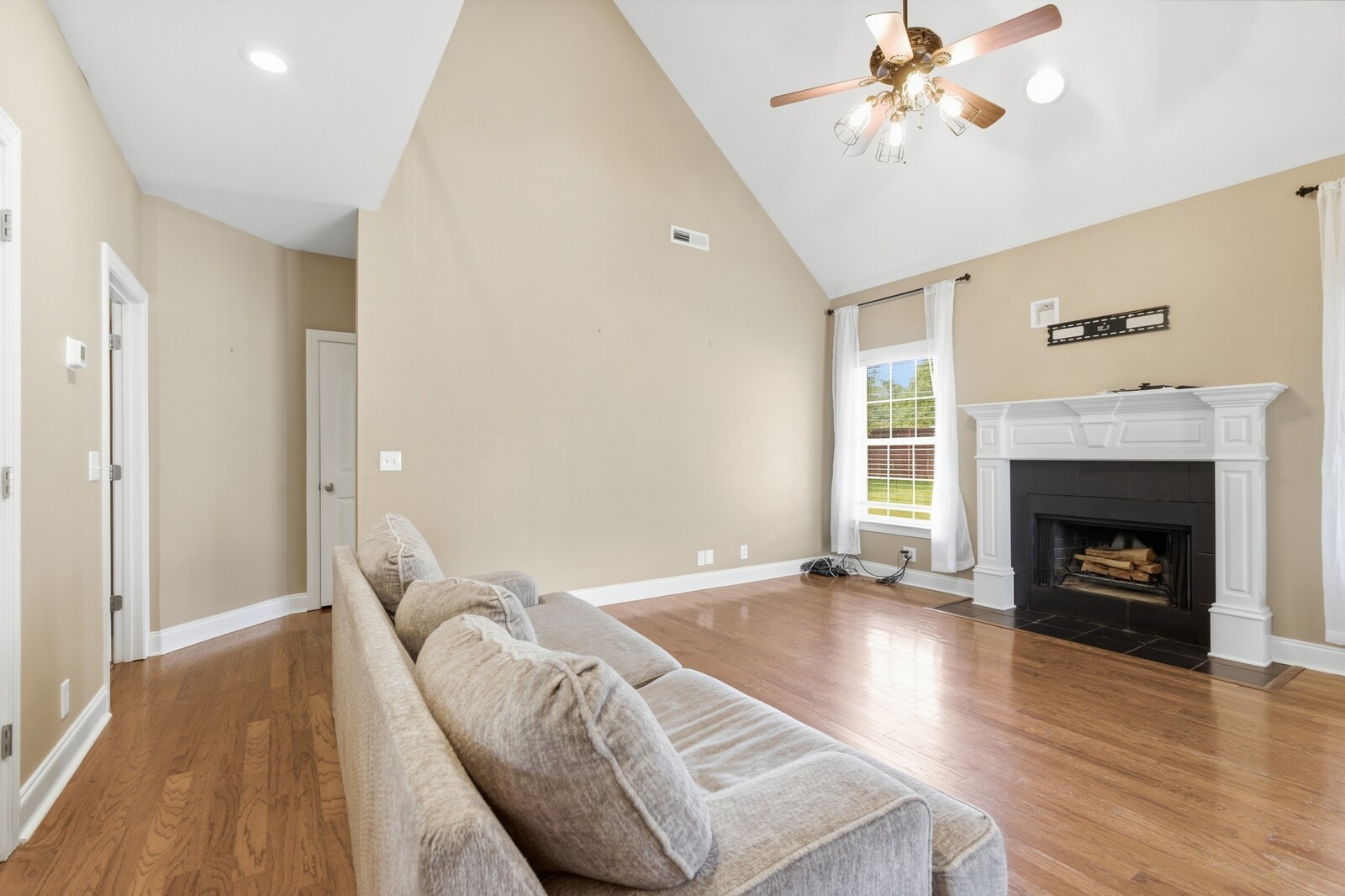 4703 Scottish Dr Property Photo 10