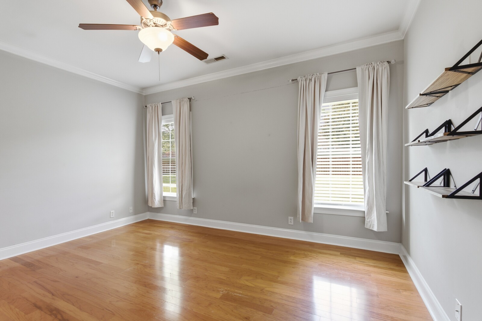 4703 Scottish Dr Property Photo 26