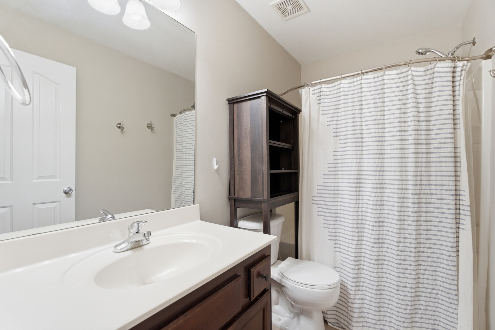 4703 Scottish Dr Property Photo 36