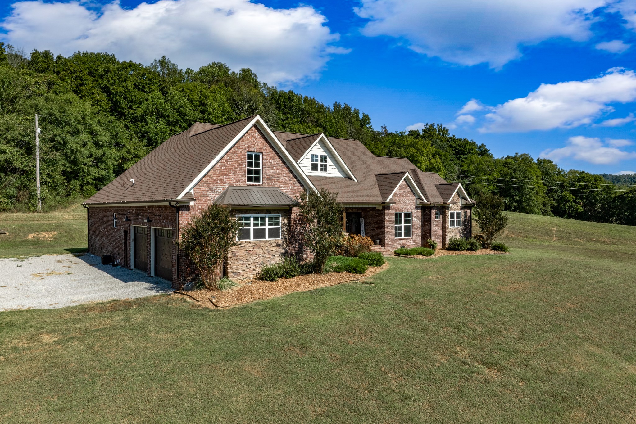 3145 Haywood Creek Rd Property Photo 2