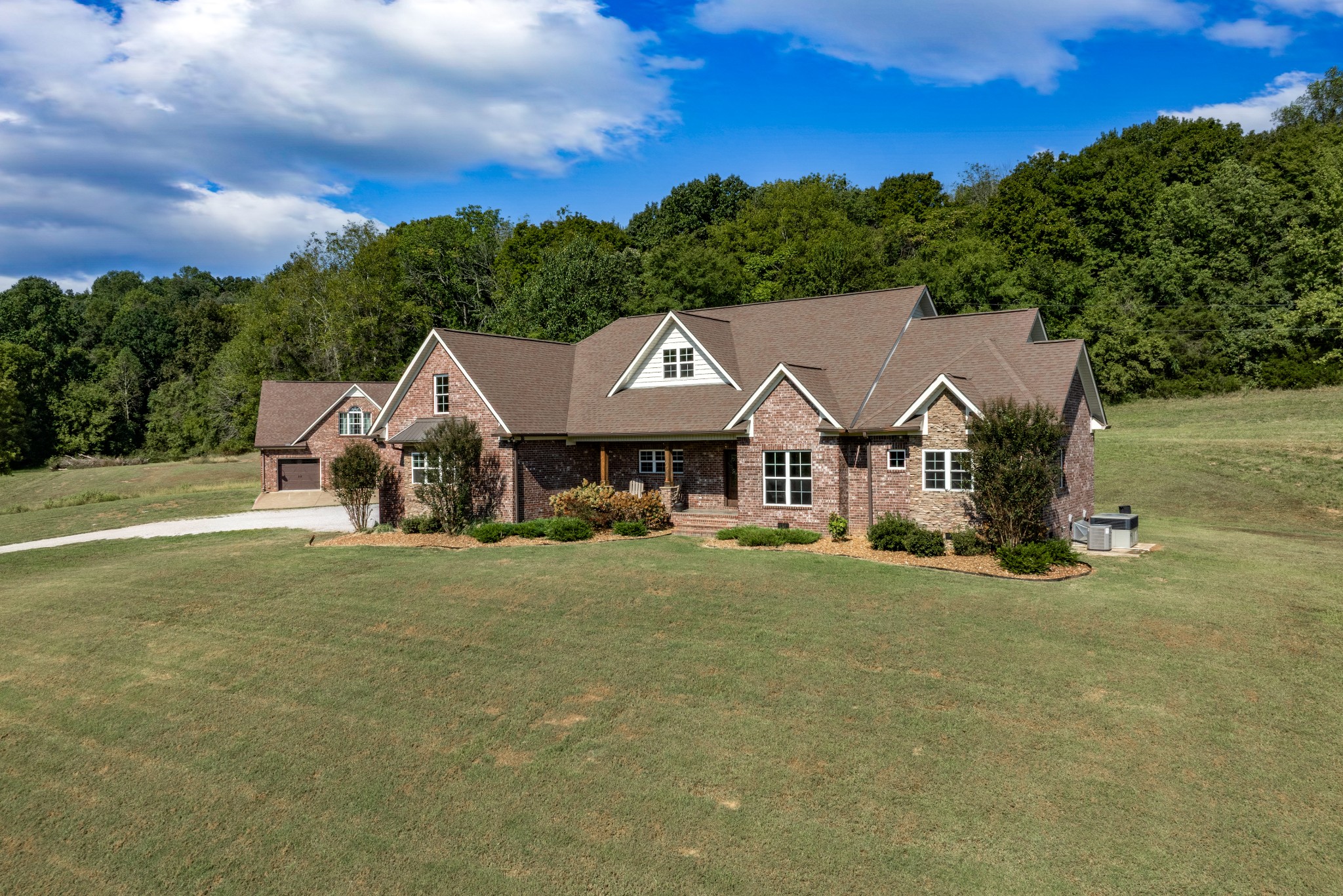 3145 Haywood Creek Rd Property Photo 3