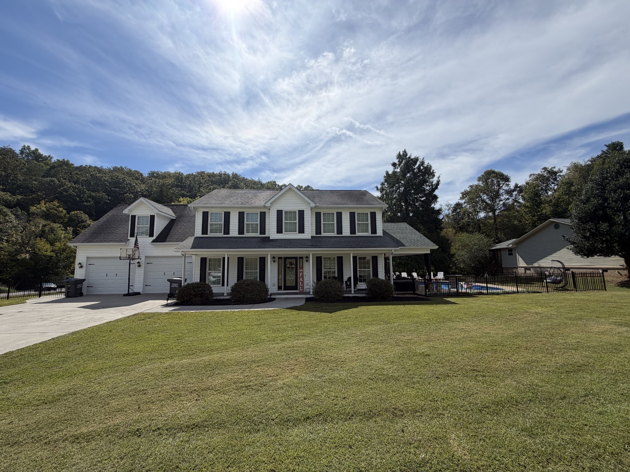 814 Kings Hills Blvd Property Photo 4
