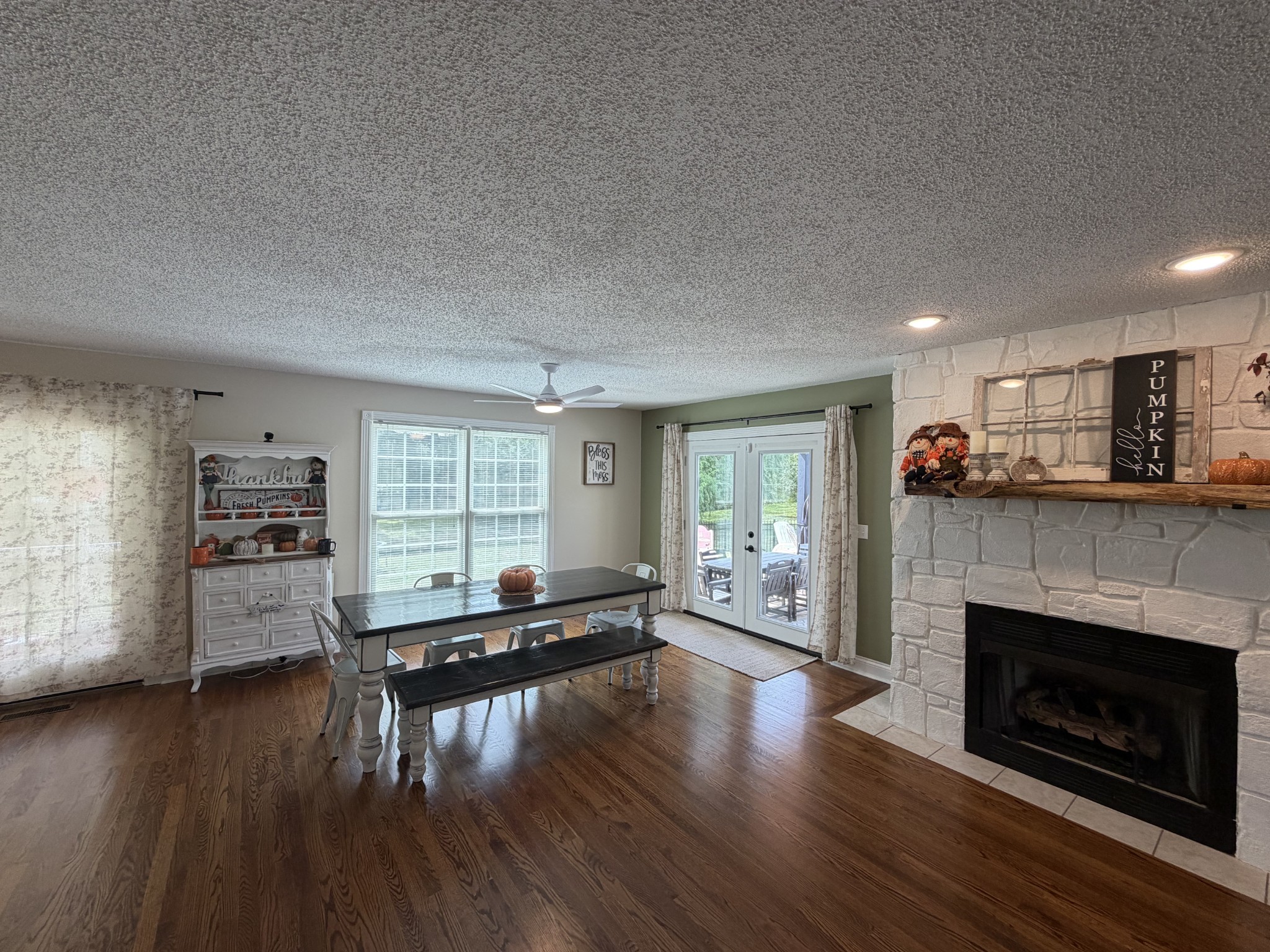 814 Kings Hills Blvd Property Photo 17