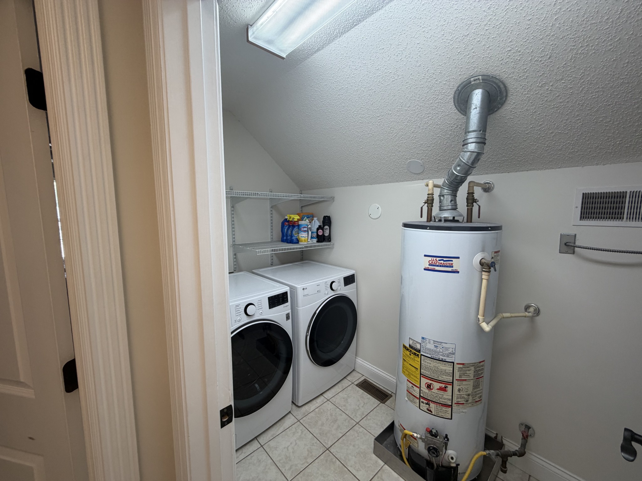 814 Kings Hills Blvd Property Photo 43