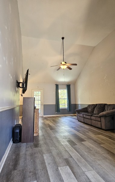 1490 Mcclardy Rd Property Photo 2