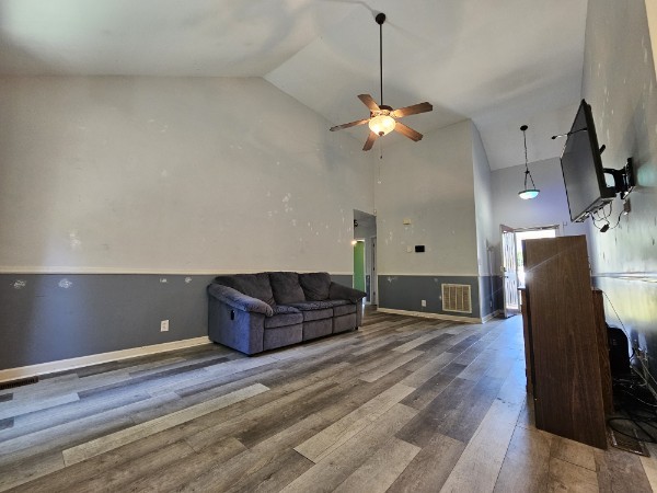 1490 Mcclardy Rd Property Photo 4