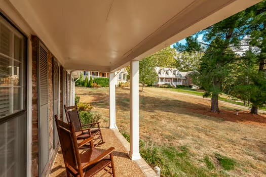 210 Tippett Hollow Ct Property Photo 4