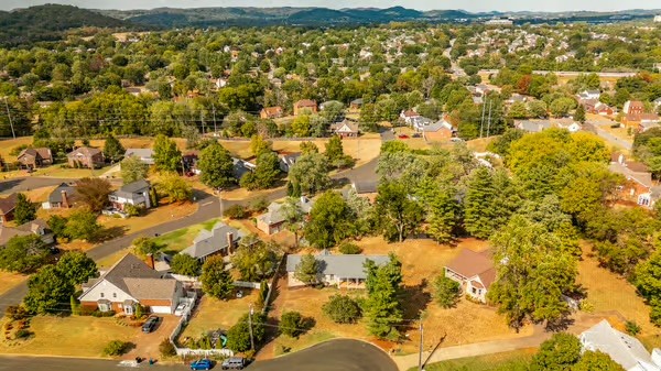 210 Tippett Hollow Ct Property Photo 77