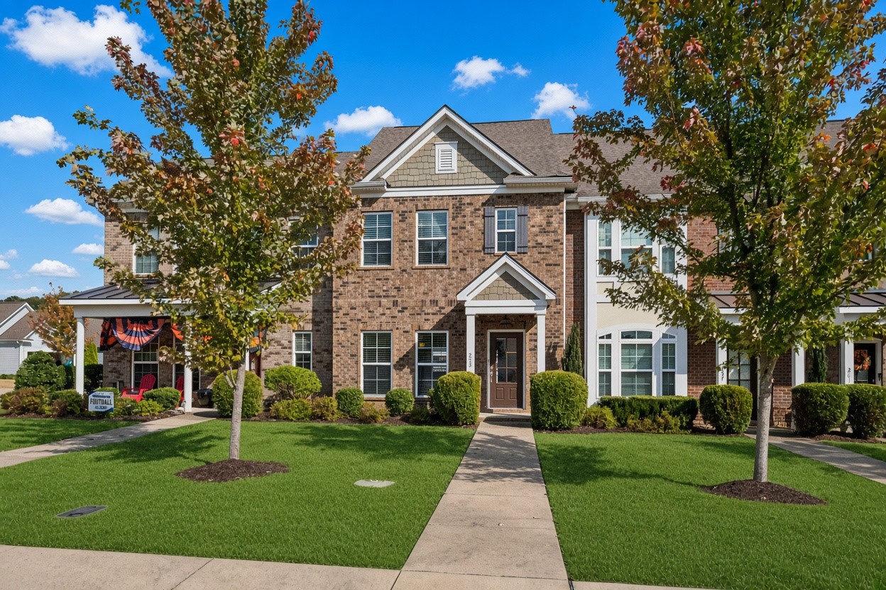 253 Mary Ann Cir