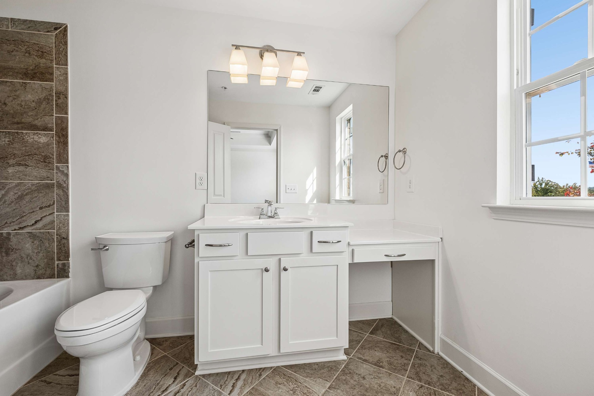 253 Mary Ann Cir Property Photo 16