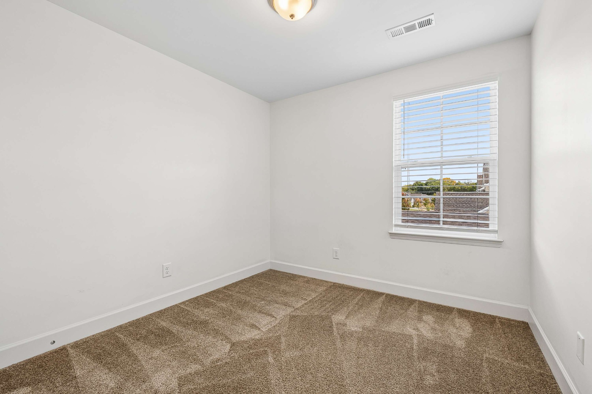 253 Mary Ann Cir Property Photo 20