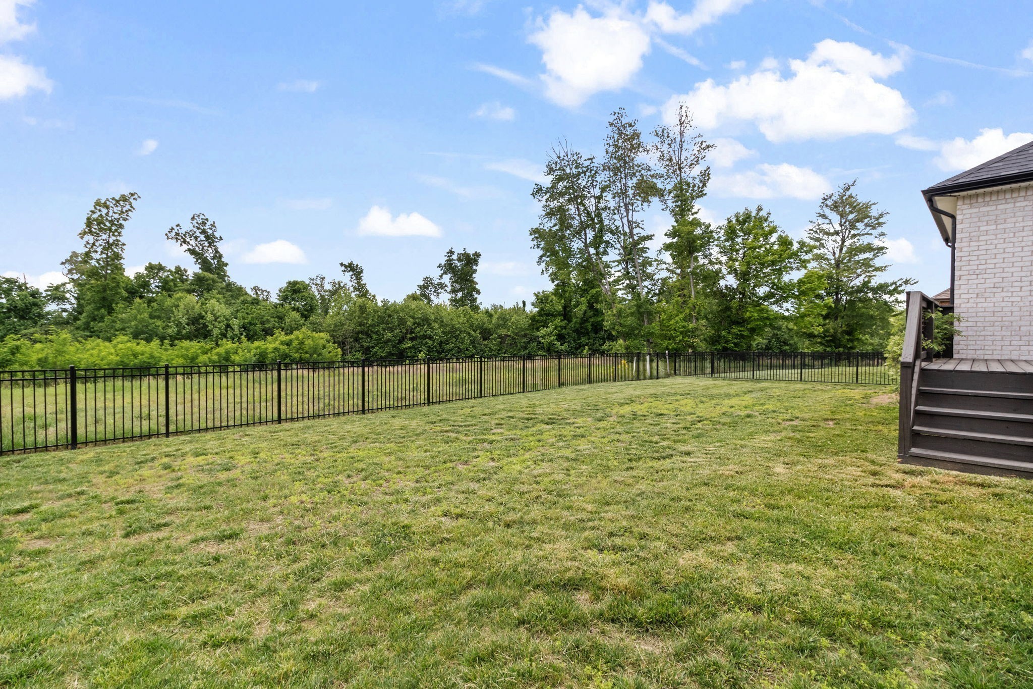 824 Brown Swiss Ct Property Photo 2