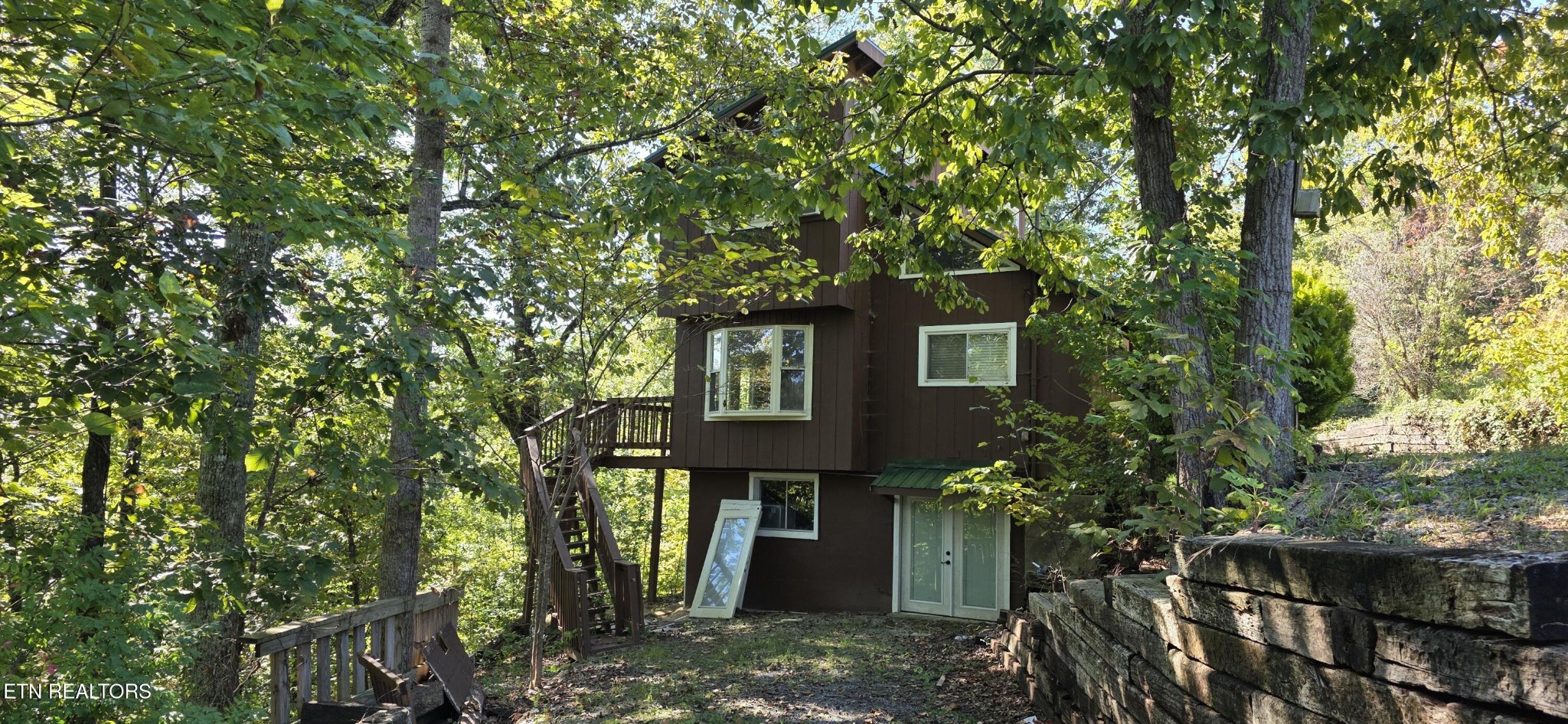 829 W Gold Dust Drive Property Photo 3