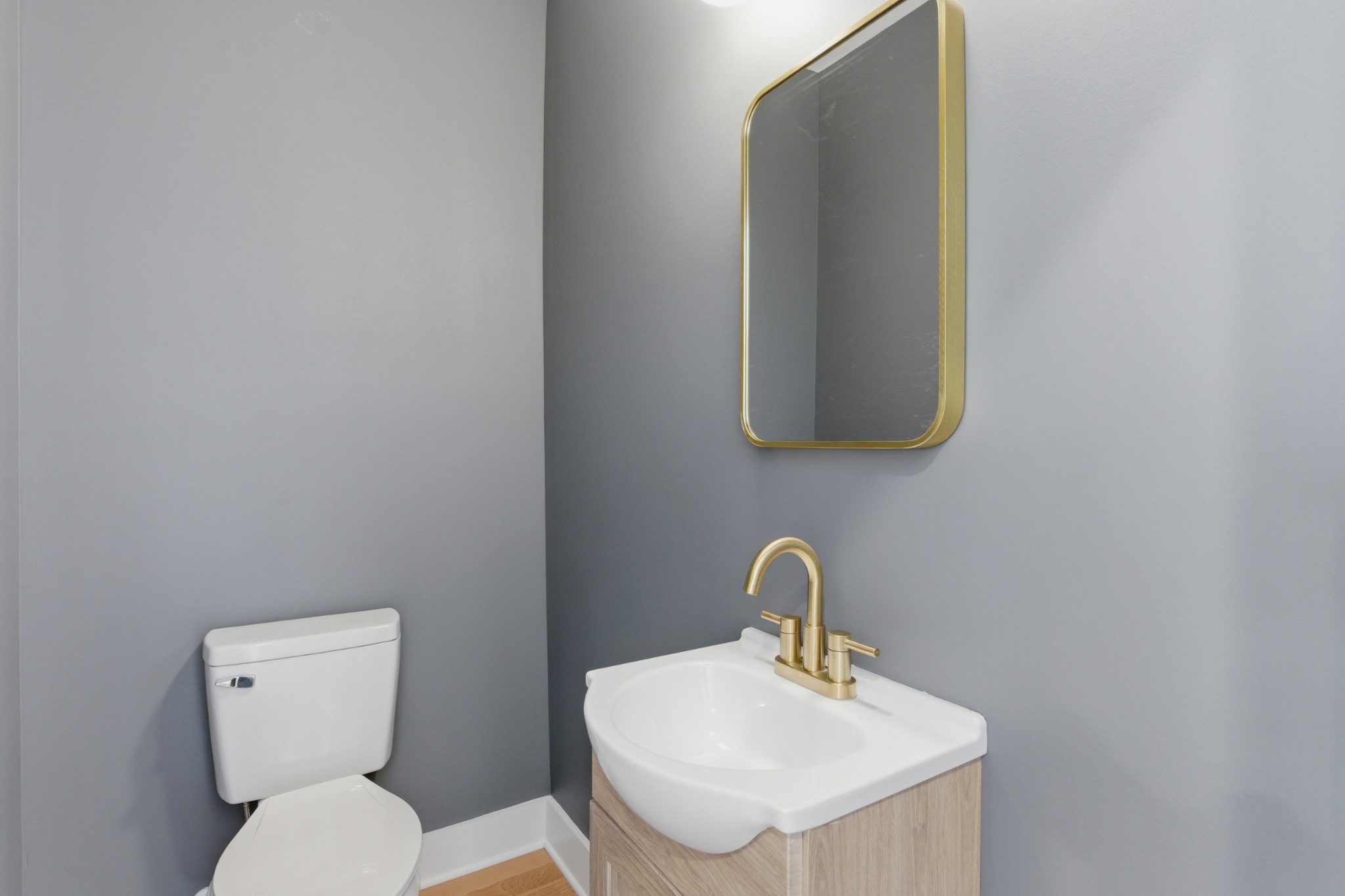 107 Lewis St Property Photo 7