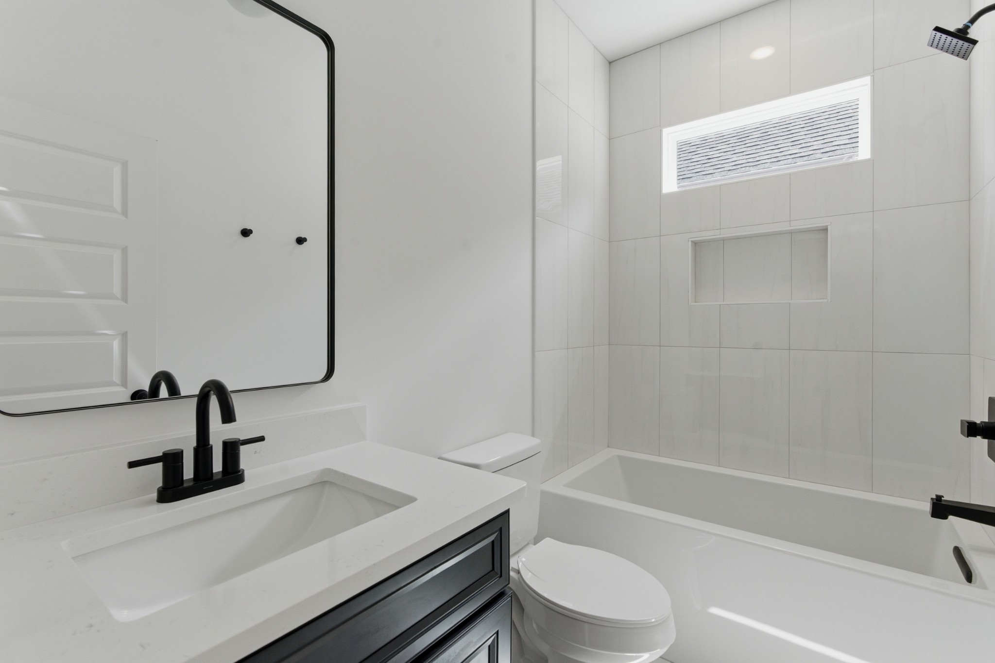 107 Lewis St Property Photo 17
