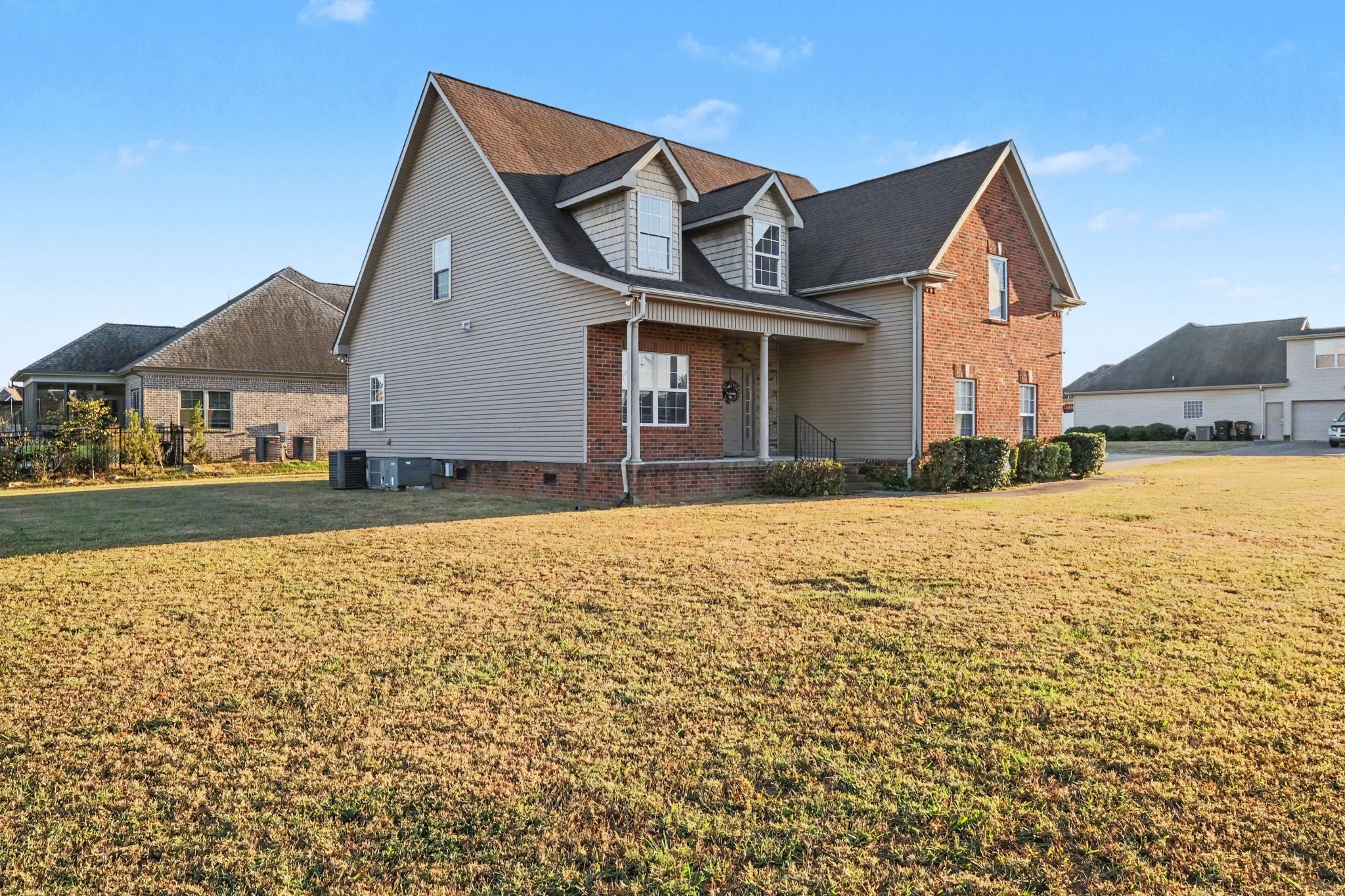 1804 Splash Pl Property Photo 6
