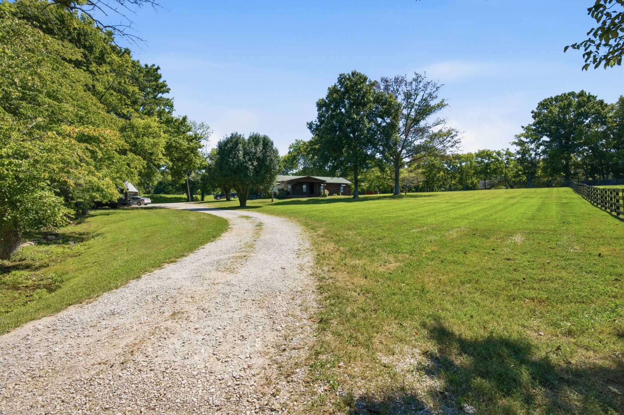 4220 Little Pond Ln Property Photo 27