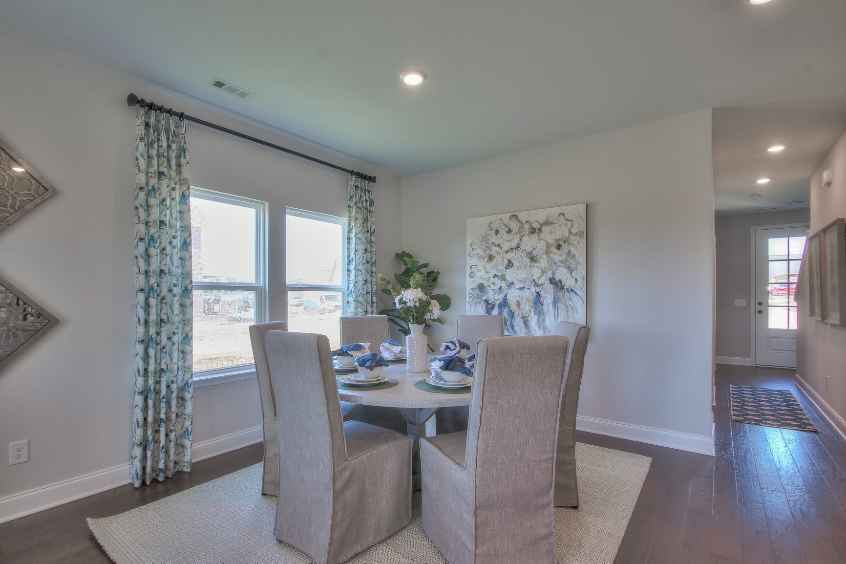 2312 Mary Lou Way Property Photo 11