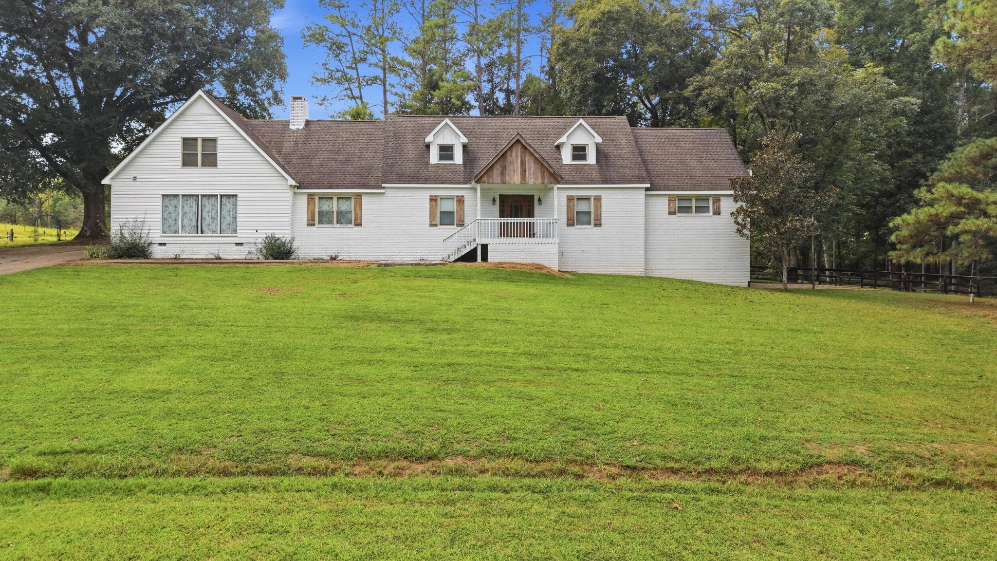 721 Gowin Road Property Photo 2