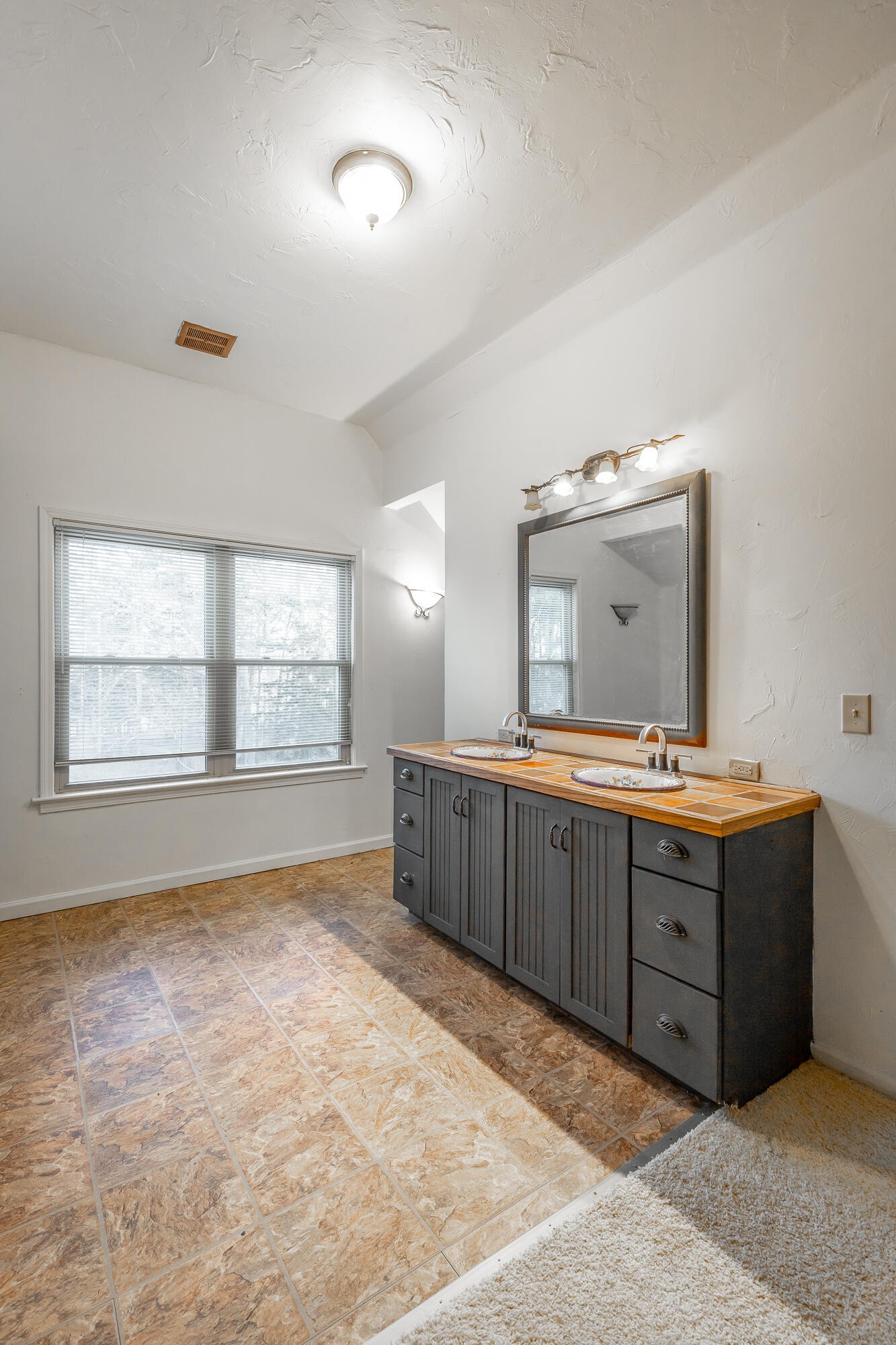 721 Gowin Road Property Photo 75