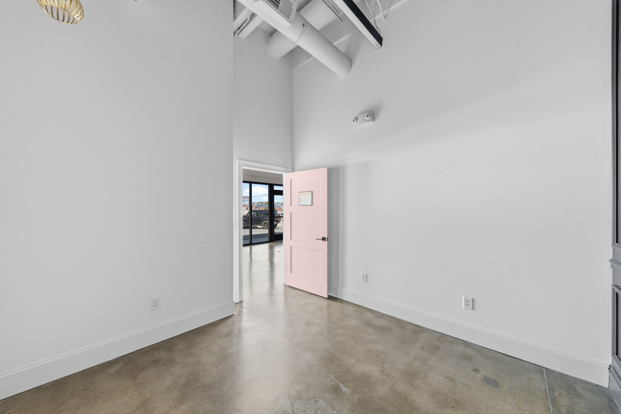 1100 S Garden St Property Photo 23