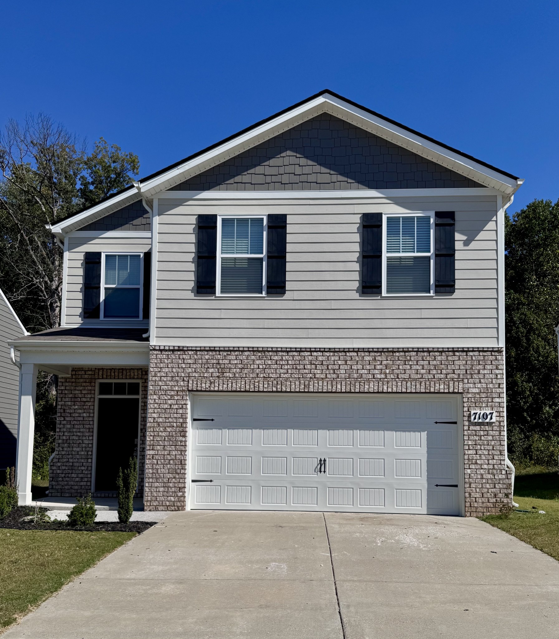 7107 Scotlyn Way Property Photo 1