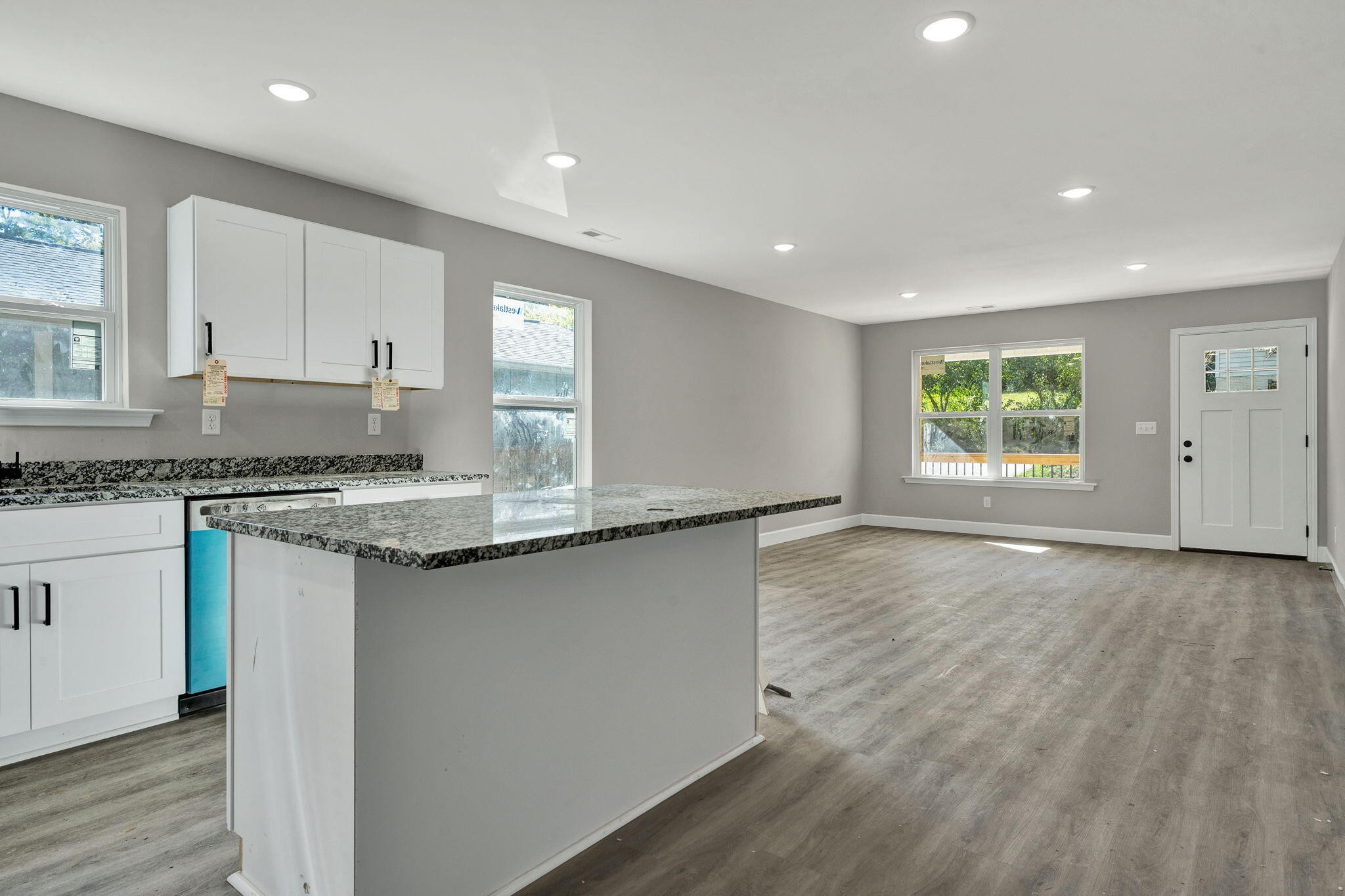 1012 Tunnel Boulevard Property Photo 3