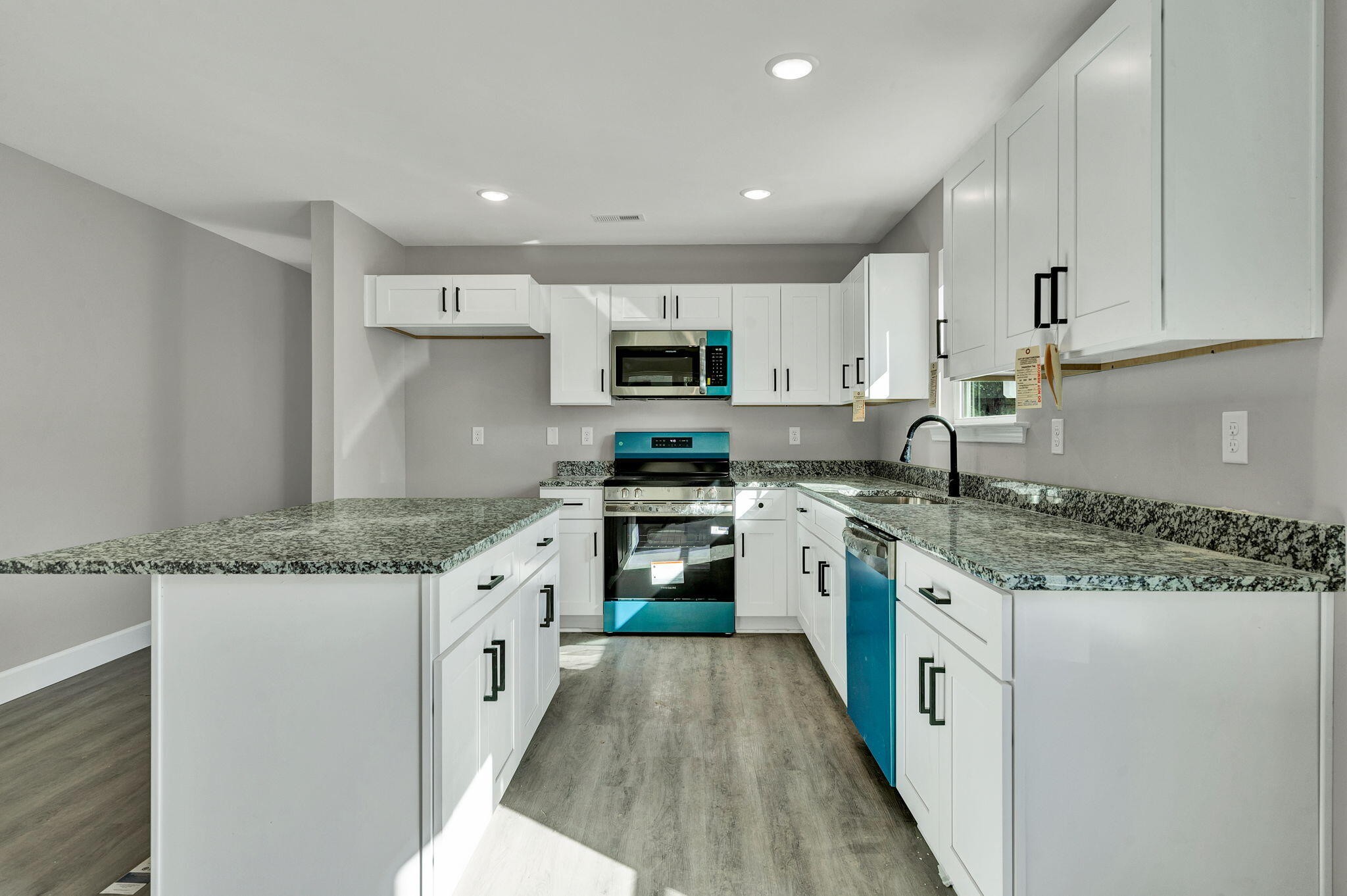 1012 Tunnel Boulevard Property Photo 4